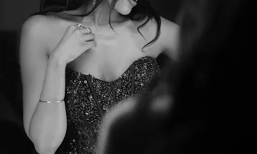 Paro Nairs Glamour Goals