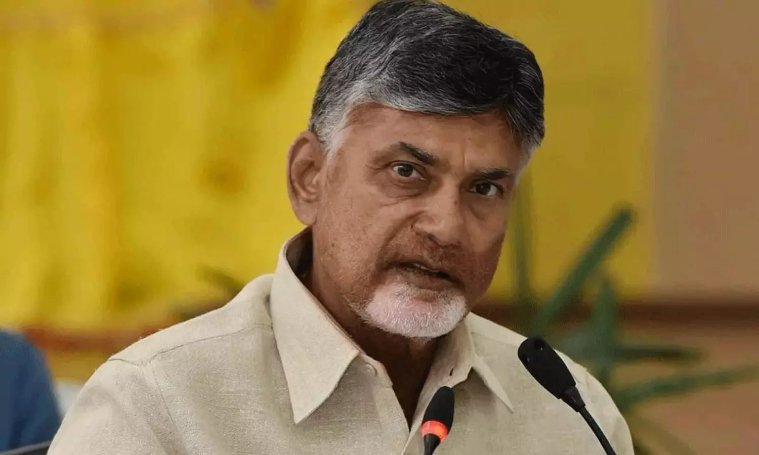 ఢిల్లీకి చంద్ర‌బాబు.. ఈసారి గ‌ట్టి ప‌ట్టు!
