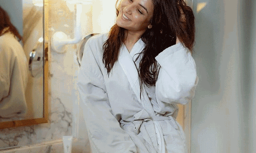 Jasmins Playful Bathrobe Moments