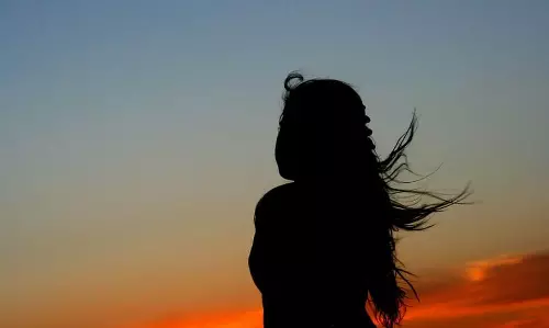 ఈ మహిళా సినీ నిర్మాత చిత్రాలు  అన్నీ ఇన్నీ కాదయా!