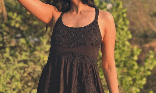 Bigg Boss Star Divi Sensuously Enjoying Sunset