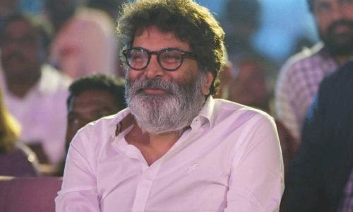 త్రివిక్రమ్.. ఆ కథను పక్కన పెట్టేసి..