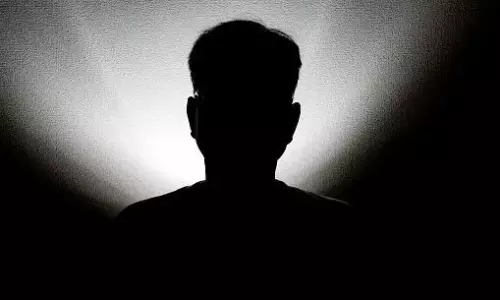 ఎన్నికల ముందు సినిమా...ఈ వ్యూహం ఆయనదే...!?