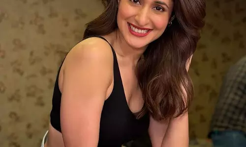 Pragya Jaiswal Lights up Valentines Day