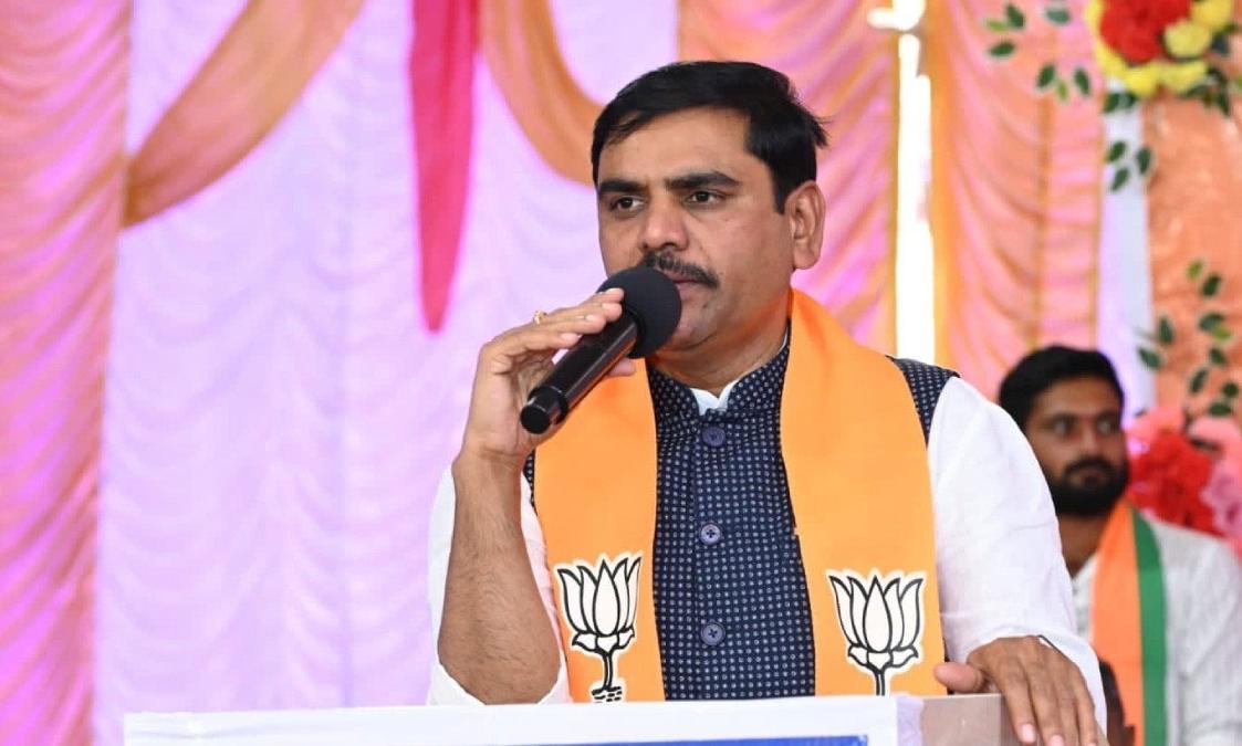 Vv Reddy ఏపీలో బీజేపీ అభ్యర్థే సీఎం.. వేరే పార్టీలను మా భుజాన మోయం! | BJP's AP ...