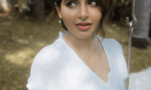 Iswarya Menon Nails Every Look with Flair