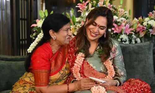 కిచెన్‌లో అత్తా కోడ‌ళ్ల ప్ర‌యోగ‌మేంటో కానీ!