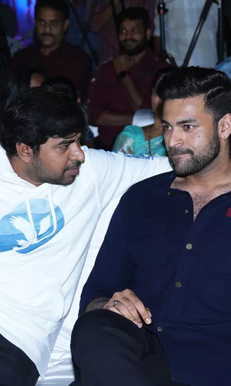 Abhinav & Masthu Shades Unnai Ra Team Shine At Pre-Release Event!Set 1