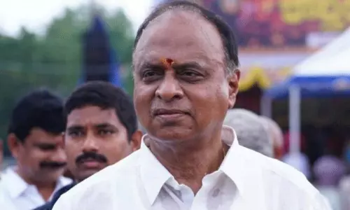 నెల్లూరు పాలిటిక్స్ : వేమిరెడ్డి కోసం నారాయణ పెద్ద త్యాగం...!