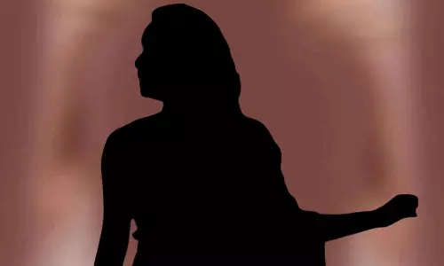 37 ఏళ్ల వయసులో అచ్చ తెలుగందం జోరు!