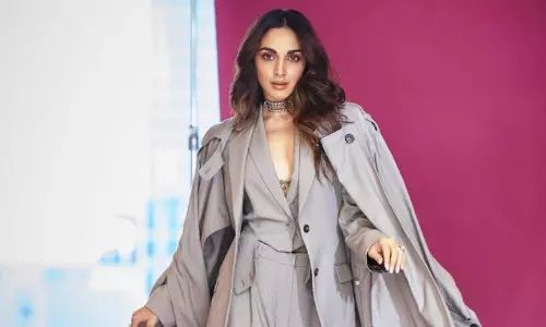 పిక్ టాక్ : డిఫరెంట్‌ ఔట్‌ ఫిట్‌ లో కియారా