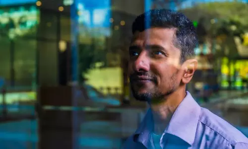 మనోడికి అమెరికాలో అత్యుత్తమ అకడమిక్ అవార్డు