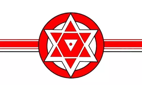 ఆ రెండు లేకుండానే.. జ‌న‌సేన‌లో చ‌ర్చ‌!