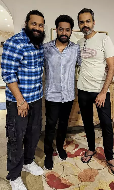 Jr NTR shares candid moments with Prashanth Neel and Rishabh Shetty