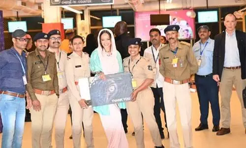 పాప్ స్టార్ రిహన్నాకు వ్వాటే ఫాలోయింగ్!