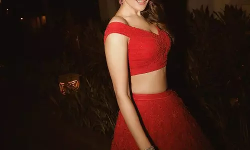 Pragya Jaiswals Ravishing Red Ensemble