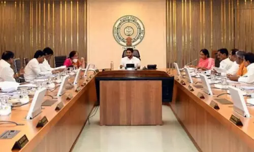 జగన్ చివరి క్యాబినెట్ మీట్...సంచలనాలేనా...!?