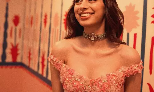 Khushi Kapoors Stunning Celebration Look