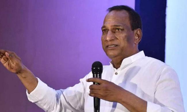 మల్లారెడ్డి కాంగ్రెస్‌ లో చేరికకు వారే అడ్డు! | Is Malla Reddy planing ...
