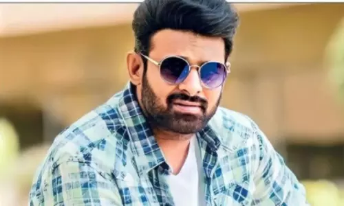 అస్సలు గ్యాప్ లేదు...ఒకేసారి మూడేసి సినిమాల షూటింగ్స్ లో