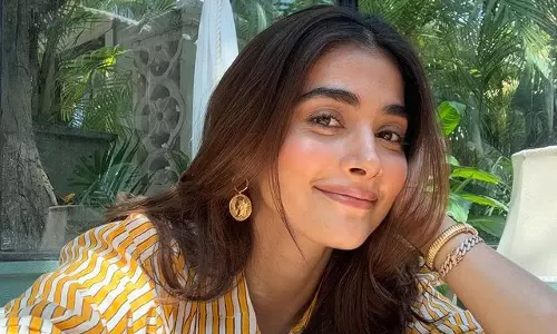 Pooja Hegdes Lovely Pictures in a Casual Wear