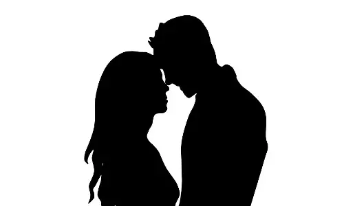 ఇద్దరు గ్యాంగ్  స్టర్ల లవ్  మ్యారేజ్... కోర్టు కండిషన్  ఇదే!