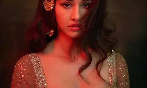 Disha Patanis Elegant and Stylish Moments