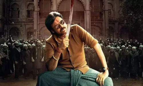 పవన్ మాస్ కాంబో,. ఇప్పట్లో అయ్యే పనిలా లేదు