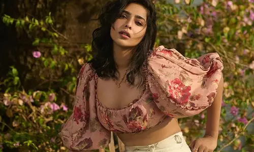 Aishwarya Lekshmi Mastering the Natural Casual Look