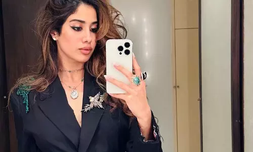Janhvi Kapoors Stunning Black Outfit Photos