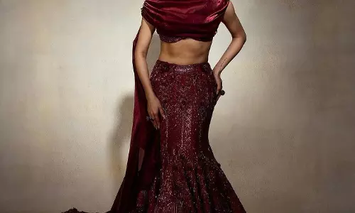 Janhvi Kapoor Stuns in Latest Pictures