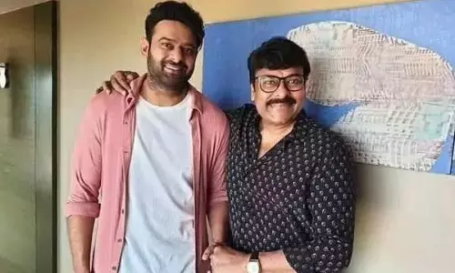 ప్రభాస్ వస్తే చిరంజీవి వెనక్కి?