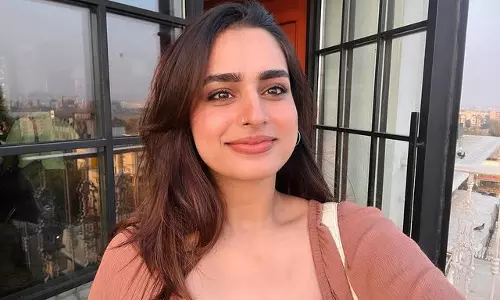 Ayesha Khan: London Chic with a Nose Ring