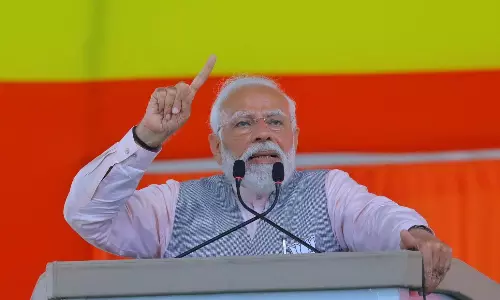 బాబుని సీఎం చేయమని మోడీ ఎందుకు అడగలేదు...!?