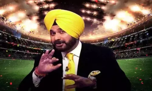 పదేళ్లకు కామెంట్రీ రీ ఎంట్రీ.. రోజుకు రూ.25 లక్షలు