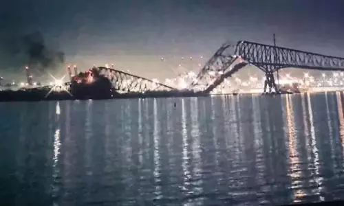 Shocking: Bridge Collapsed In US On River,Visuals Go Viral!