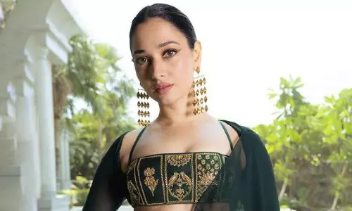 Tamannaah Bhatias Stylish Saree Looks: Green Flag Energy!