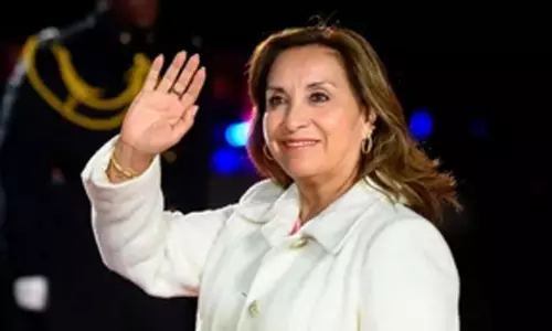 దేశాధ్యక్షురాలి ఇంట్లో సోదాలు.. రోలెక్స్ వాచీ ఎంత పని చేసింది?