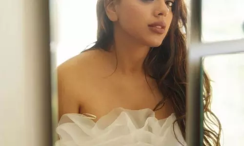 Deviyanis Gorgeous Instagram Snapshots