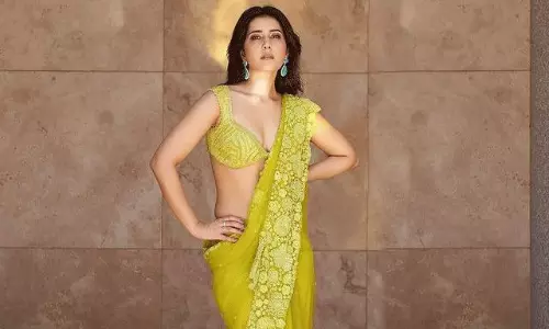 ప‌సుపు ప‌చ్చ‌లో పెట్టించావ్ గా కేక‌!