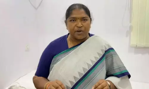 నియంత పాల‌న‌కు చ‌క్కటి ఉదాహ‌ర‌ణ‌.. ఫోటో షేర్  చేసిన సీతక్క!