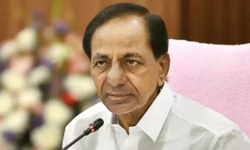 కేసీఆర్ కి శని పట్టుకుందా...!?