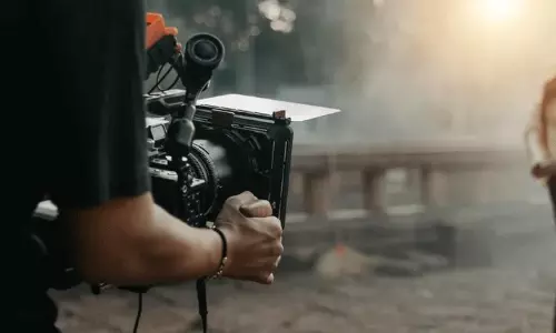 కొంప‌ముంచిన ద‌ర్శ‌కురాలి కామెంట్?