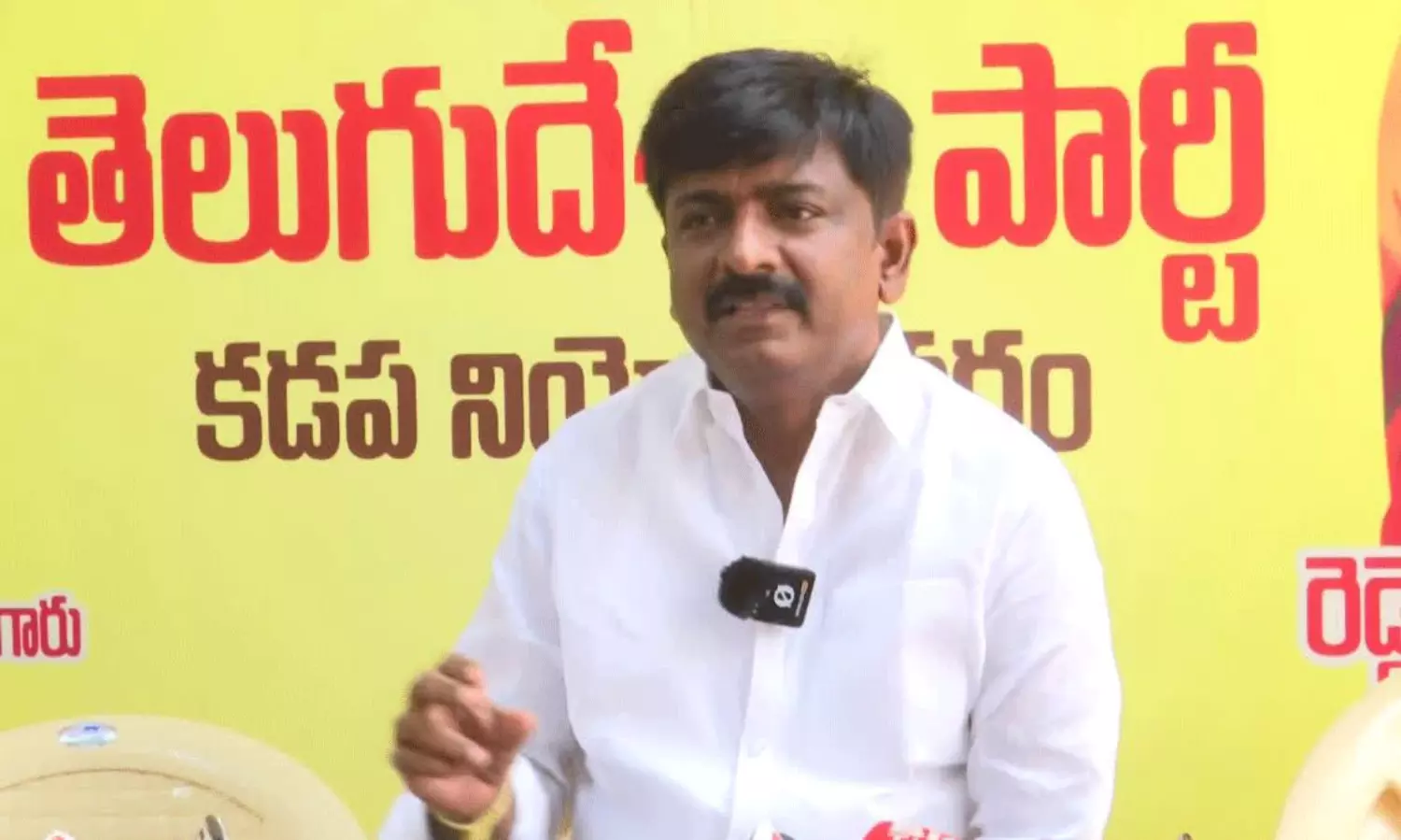 షర్మిల మాటలకు బీటెక్ రవి సర్టిఫికేట్ ఇవ్వటమా?