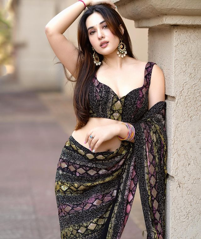 Aditi Mind Blowing Pose In Bikini! Aditi Mind Blowing Pose In Bikini!