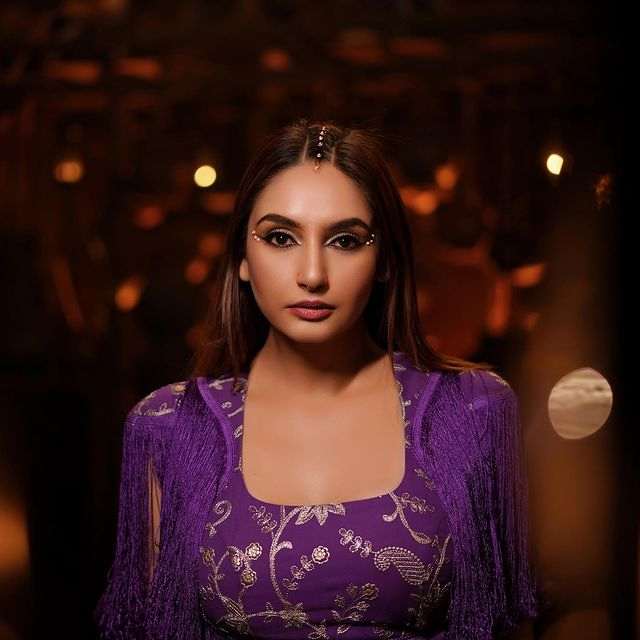 Ragini Dwivedi Dazzles in Sequined Glamour Ragini Dwivedi Dazzles in Sequined Glamour