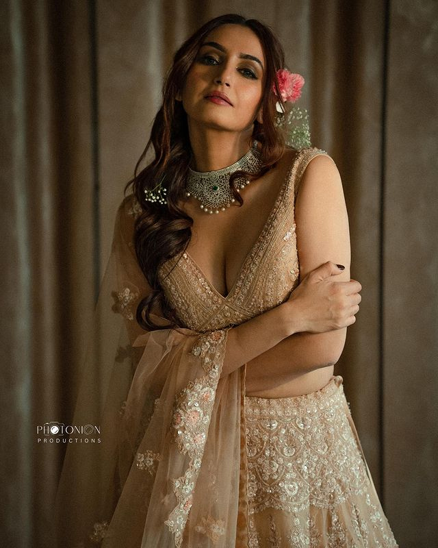 Ragini Dwivedi Dazzles in Sequined Glamour