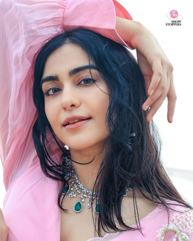 Adah Fulfills Her Glamour Duties! Adah Fulfills Her Glamour Duties!