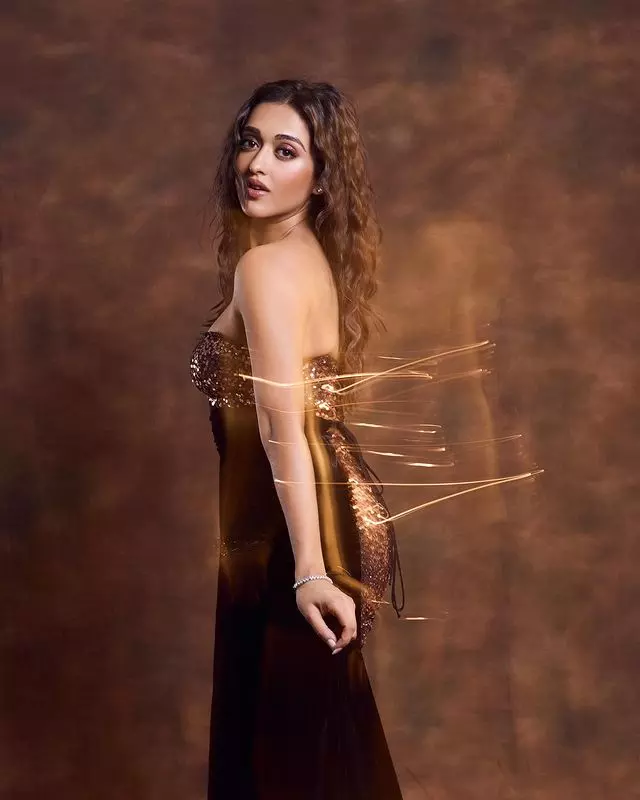 Gayatri Bhardwajs Stunning Red Dress Pics Gayatri Bhardwajs Stunning Red Dress Pics