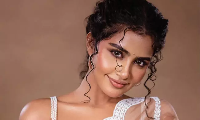 అనుప‌మ అలాగే కంటున్యూ అవుతుందా?